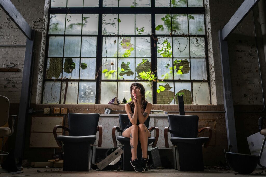 abandoned william penn school vo-tech technical photos pinup model, portrait photographer harrisburg photoshoot pennsylvania