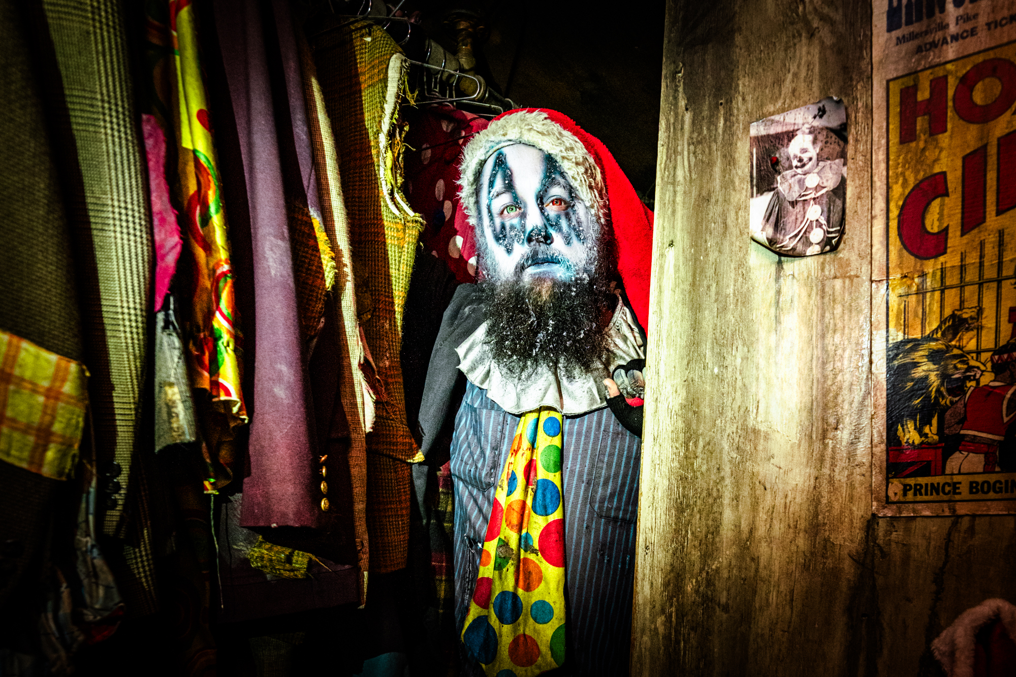 Field of Screams Creepy Christmas Pictures