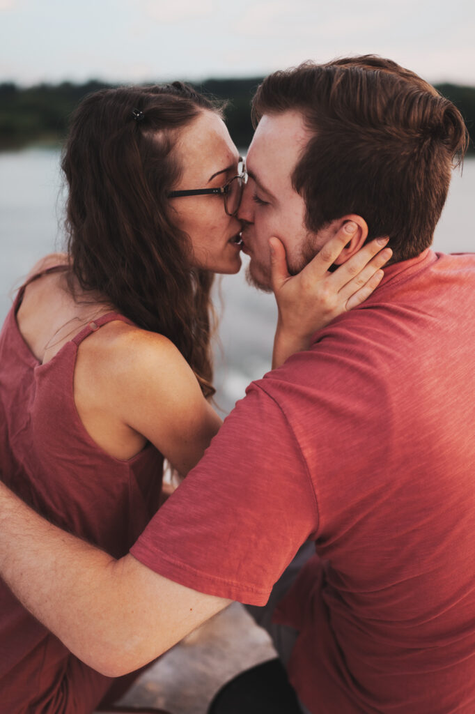 Pictures of Golden Hour Engagement session at the White Cliffs of Conoy