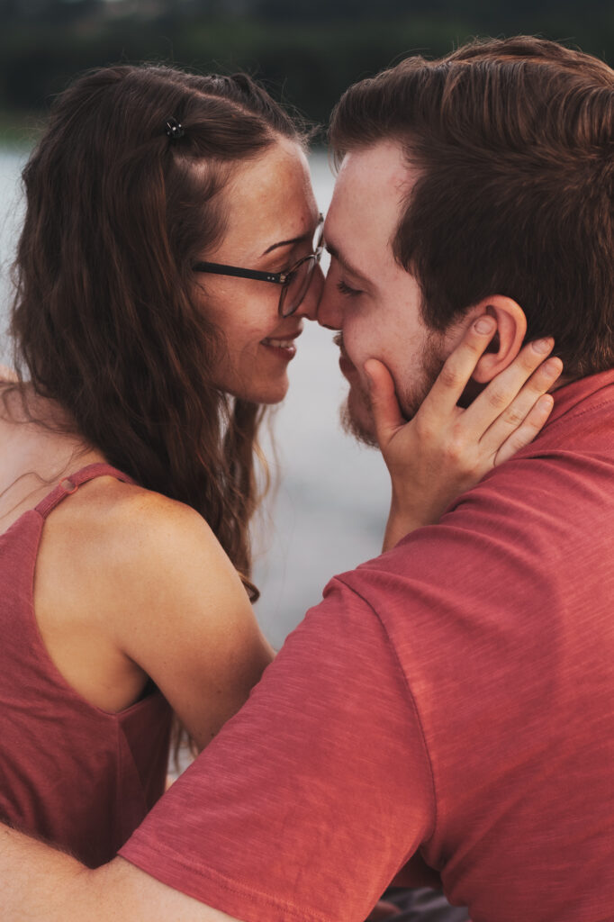 Pictures of Golden Hour Engagement session at the White Cliffs of Conoy