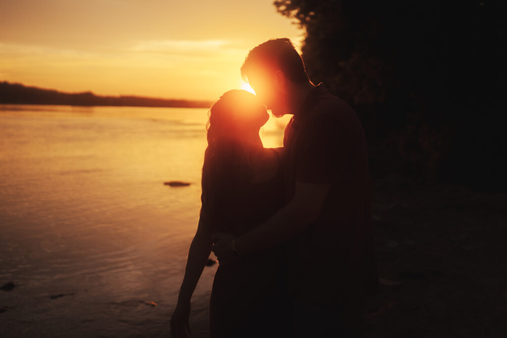 Pictures of Golden Hour Engagement session at the White Cliffs of Conoy