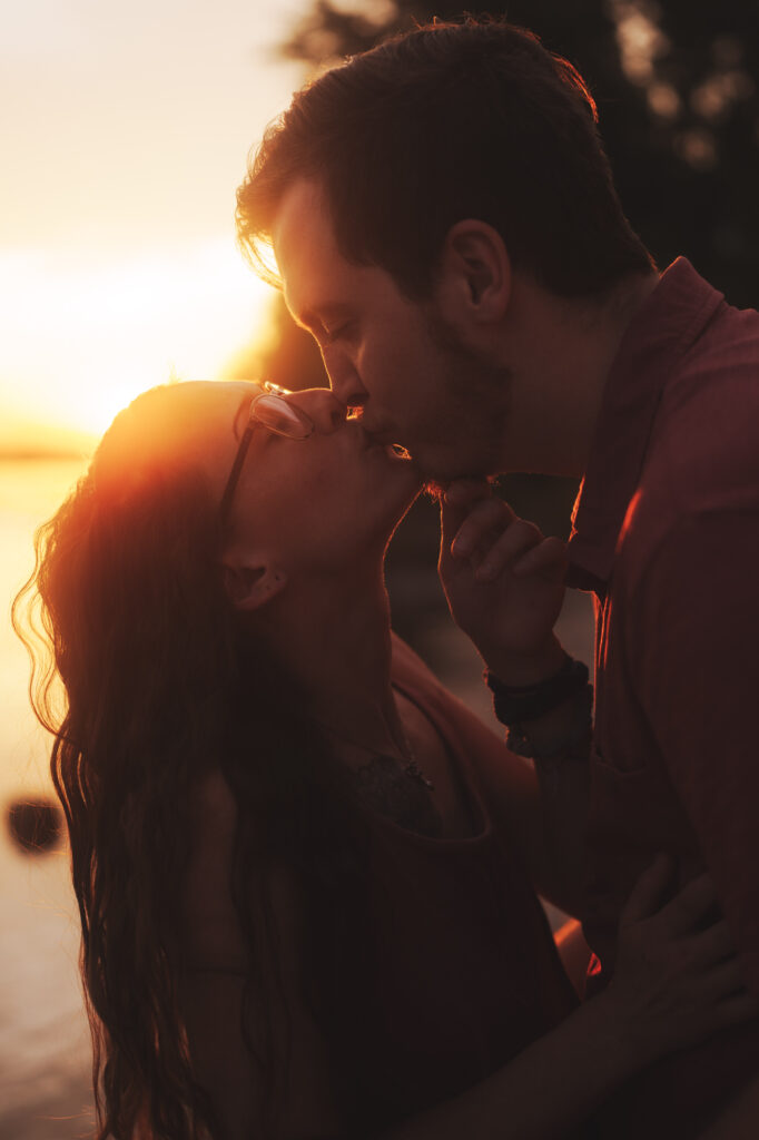 Pictures of Golden Hour Engagement session at the White Cliffs of Conoy