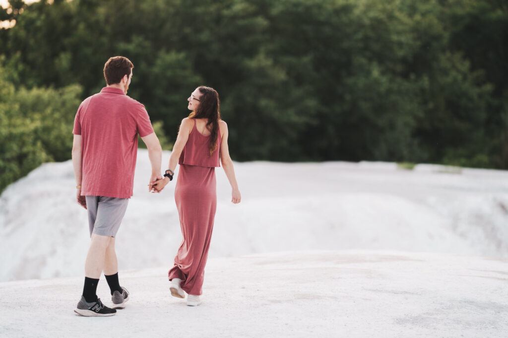 Pictures of Golden Hour Engagement session at the White Cliffs of Conoy