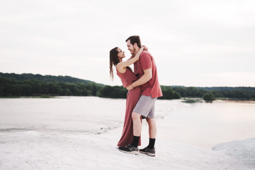 Pictures of Golden Hour Engagement session at the White Cliffs of Conoy