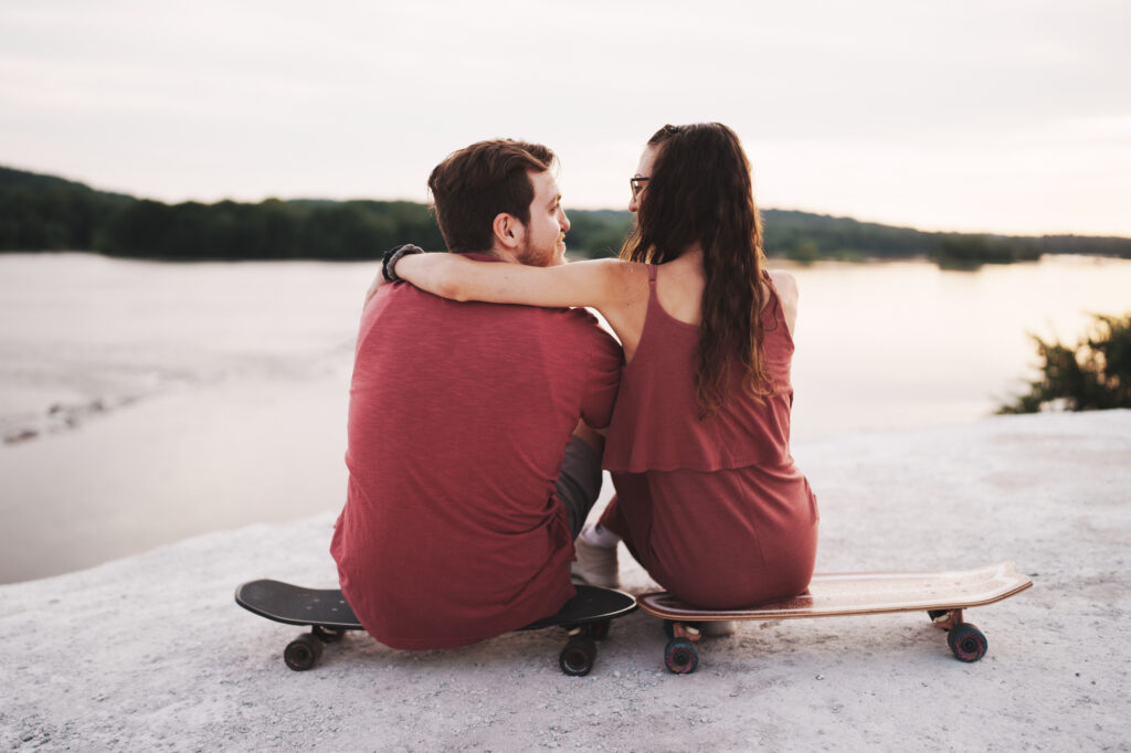 Pictures of Golden Hour Engagement session at the White Cliffs of Conoy